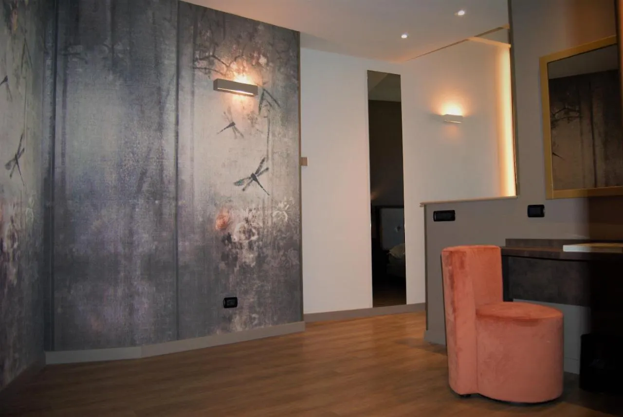 מילאנו Mokinba Hotels King