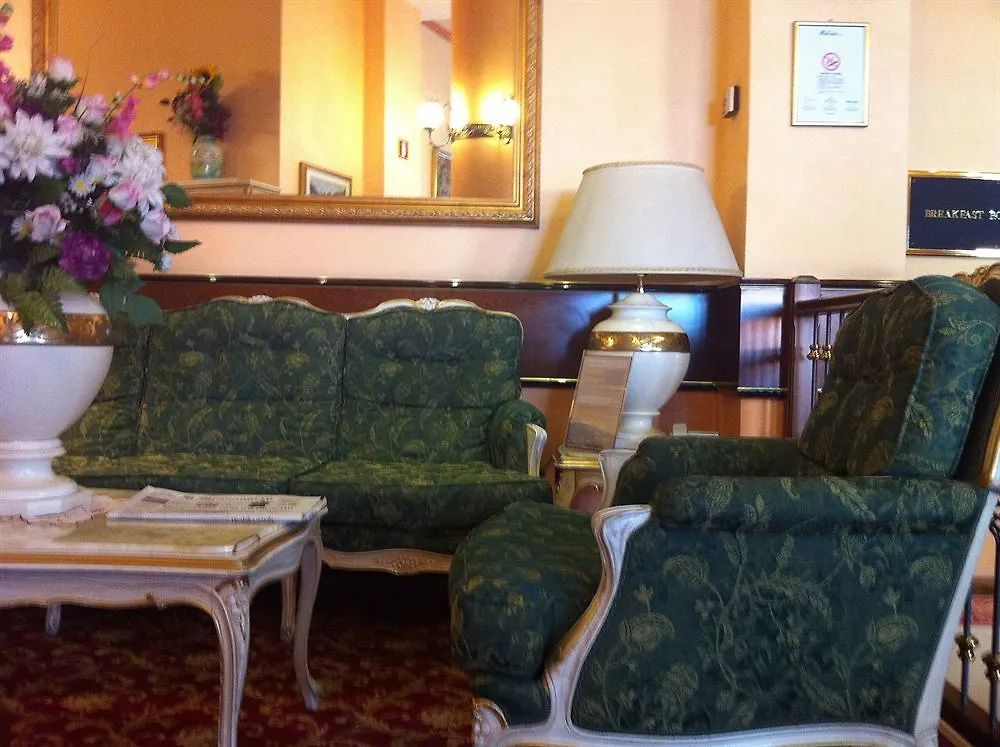 Mokinba Hotels King Milánó