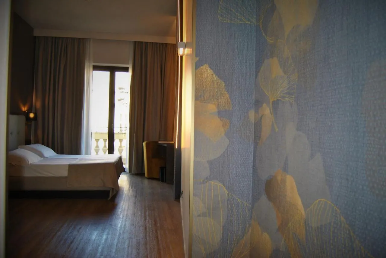 Mokinba Hotels King Milánó 4*,  Olaszország